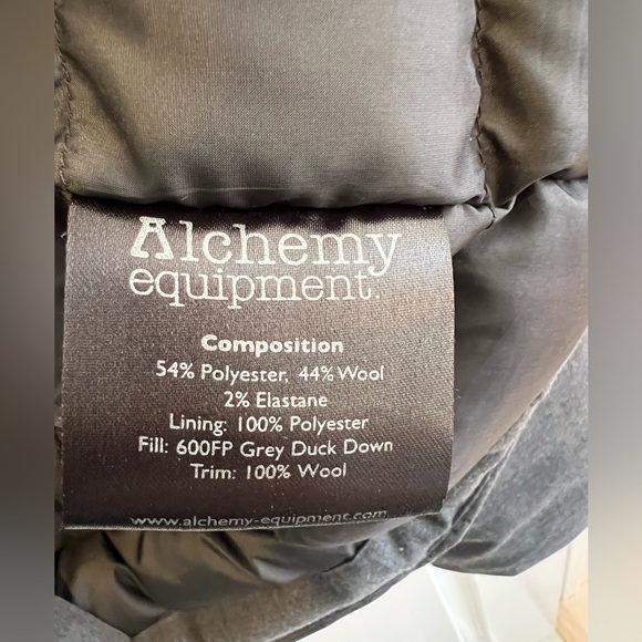Alchemy Equipment AEM086 Performance Down City Jacket, Medium, Grey - Picture 4 of 6